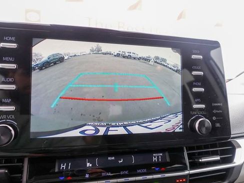 Certified 2024 Toyota Sienna XLE image 24