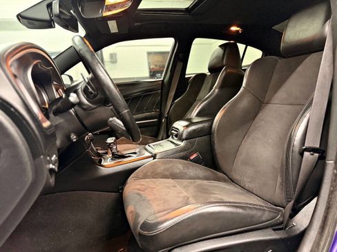 Used 2019 Dodge Charger R/T w/ Plus Group image 8