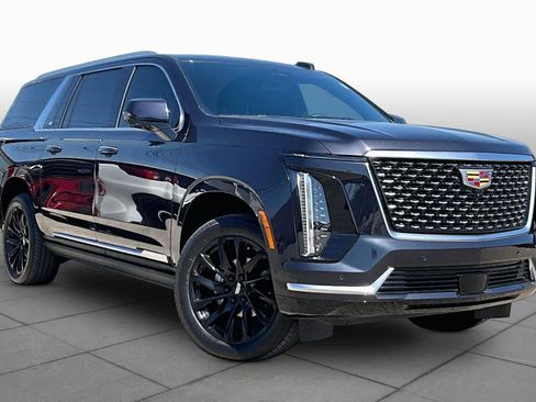 Used 2026 Cadillac Escalade ESV Luxury w/ Touring Package AWD/4WD image 3