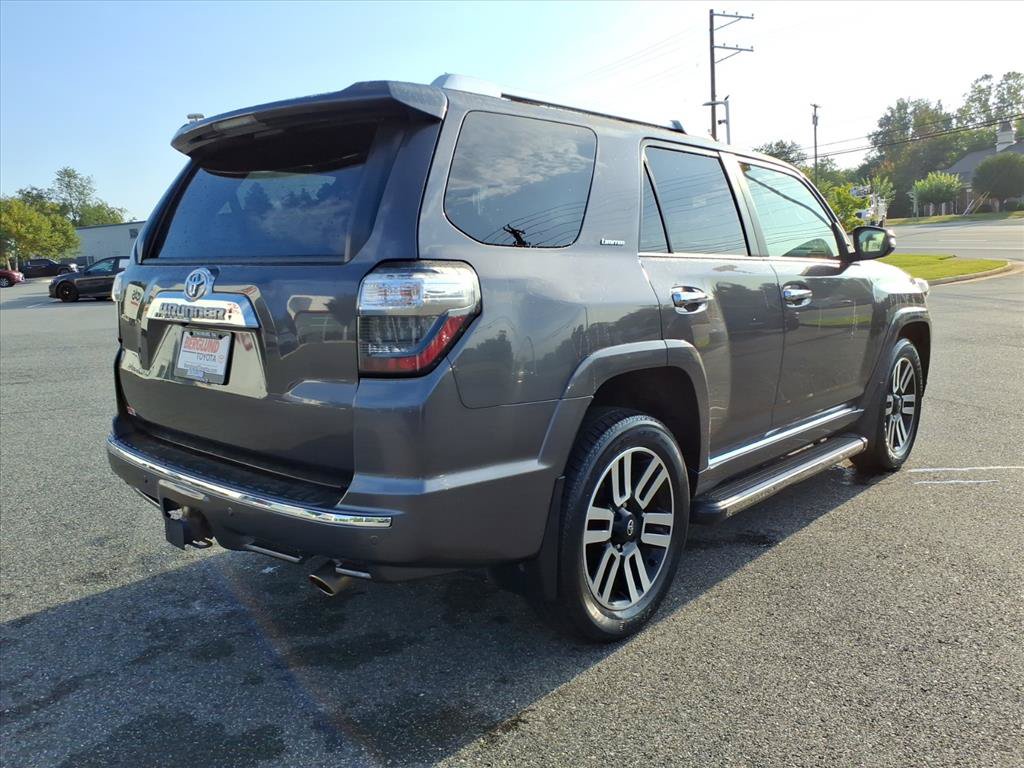 Used 2022 Toyota 4Runner Limited w/ Convenience Package (TMS) AWD/4WD image 4
