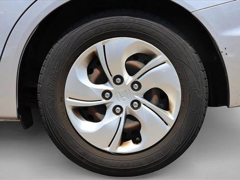 Used 2013 Honda Civic LX image 9
