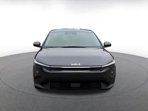 Used 2025 Kia K4 LXS image 4
