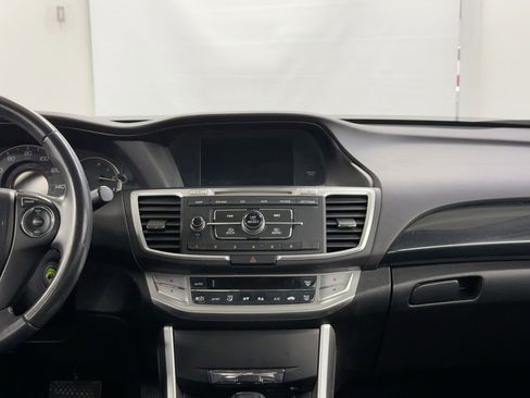 Used 2014 Honda Accord Sport image 30