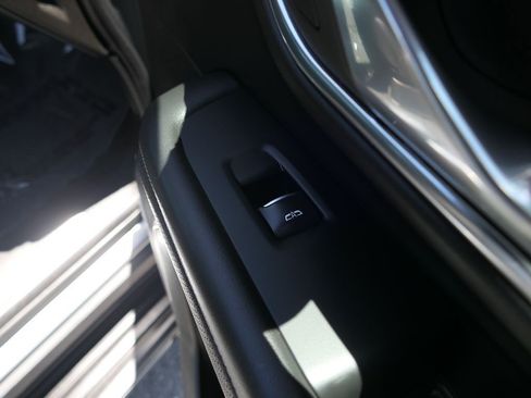 Used 2024 Chevrolet Suburban Premier RWD image 26