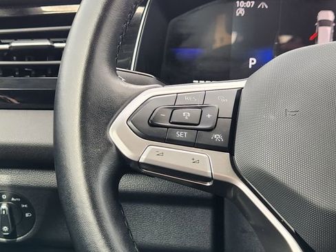 Used 2025 Volkswagen Jetta S image 28