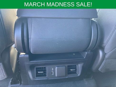 Used 2023 Chevrolet Silverado 1500 LT image 22