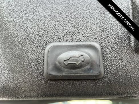 Used 2014 GMC Acadia SLT AWD/4WD image 18