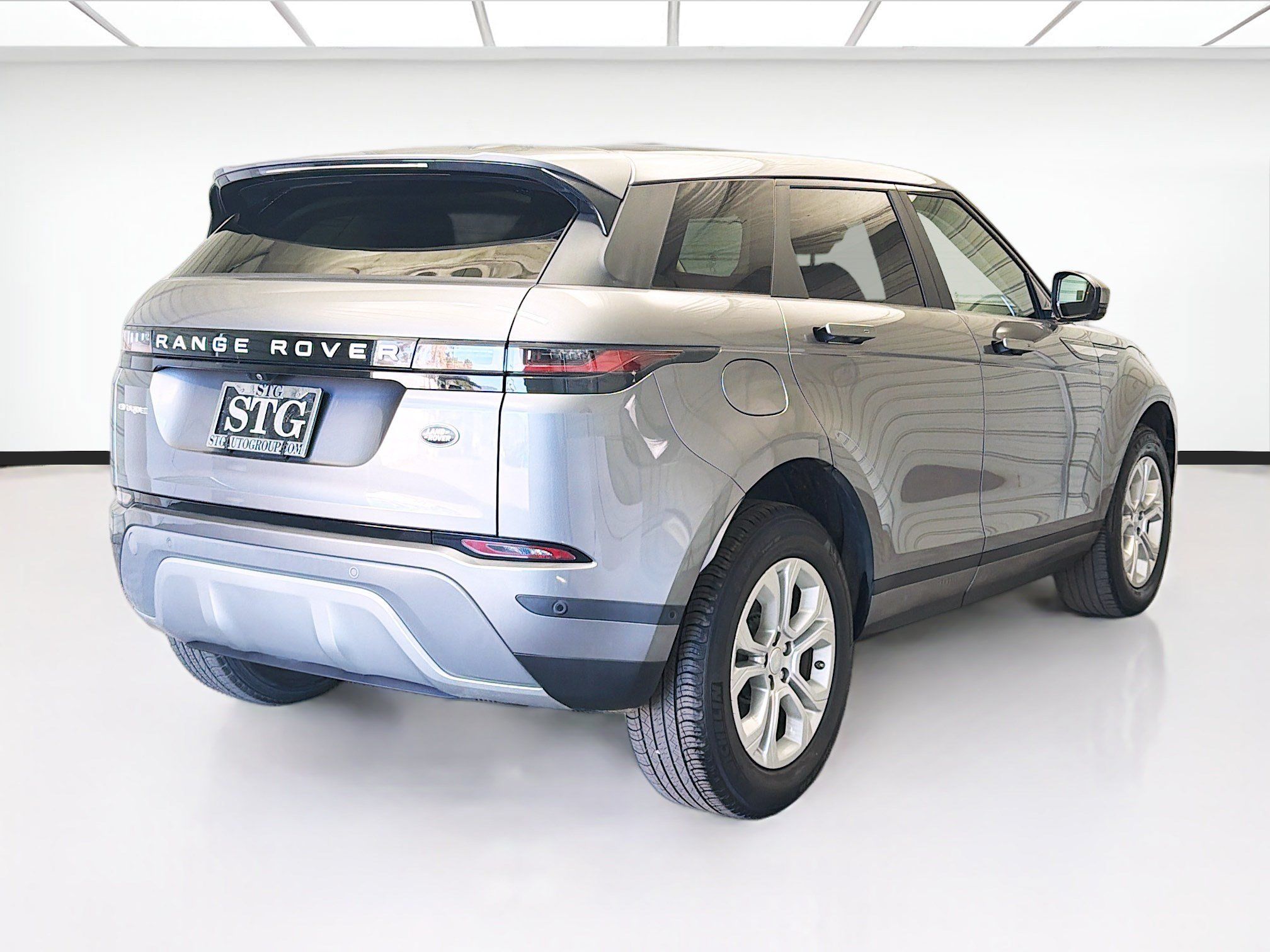 Used 2021 Land Rover Range Rover Evoque S AWD/4WD image 4