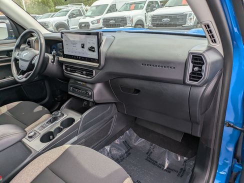 Certified 2025 Ford Bronco Sport Big Bend w/ Convenience Package AWD/4WD image 33
