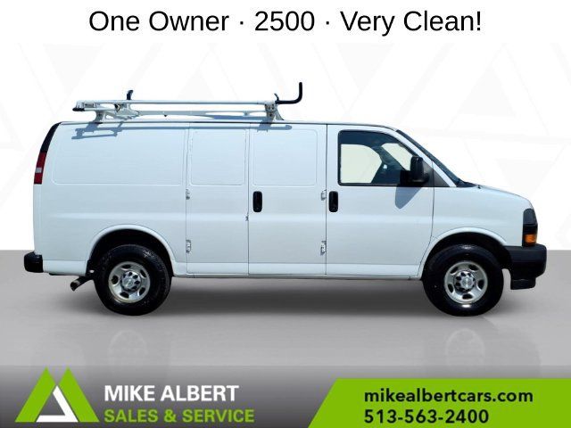 Used 2021 Chevrolet Express 2500 w/ Driver Convenience Package RWD image 8