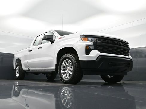 Used 2026 Chevrolet Silverado 1500 W/T w/ Z71 Off-Road Package AWD/4WD image 45