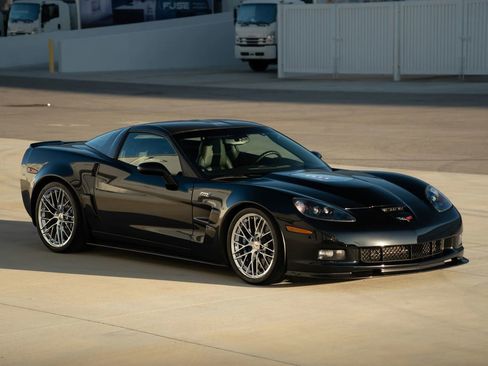 Used 2010 Chevrolet Corvette ZR1 w/ Preferred Equipment Group image 27