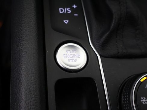 Used 2019 Volkswagen Atlas SEL AWD/4WD image 48