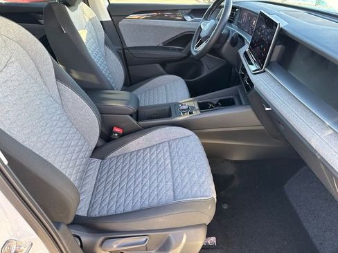 New 2026 Volkswagen Tiguan S image 16