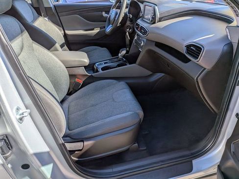 Used 2019 Hyundai Santa Fe SE image 34