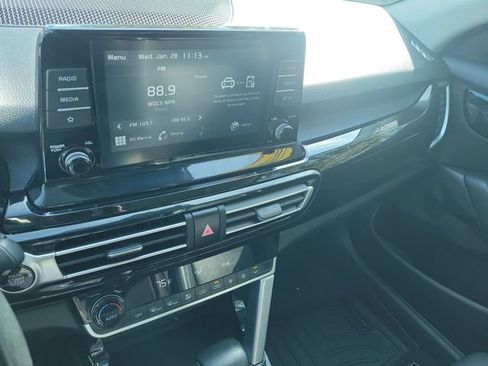 Used 2021 Kia Seltos EX image 29