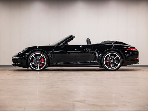 Used 2013 Porsche 911 Carrera 4S image 24
