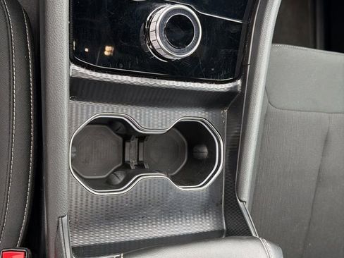 Certified 2025 Jeep Grand Cherokee Laredo AWD/4WD image 21