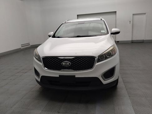Used 2018 Kia Sorento LX image 15