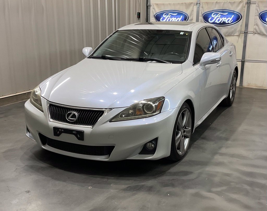 Used 2011 Lexus IS 250 w/ Premium Pkg Value Edition RWD image 3