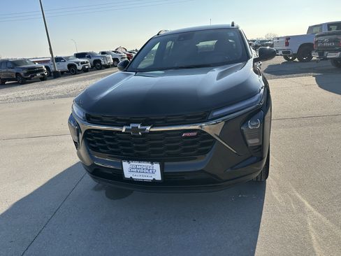 New 2026 Chevrolet Trax RS w/ Driver Confidence Package image 10