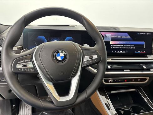 Used 2024 BMW X5 xDrive40i w/ Parking Assistance Package AWD/4WD image 22
