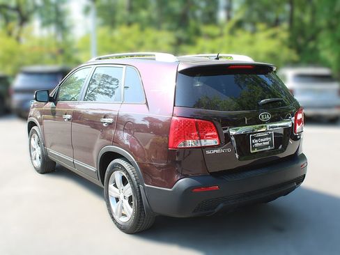 Used 2013 Kia Sorento EX w/ Premium Plus Pkg FWD image 7