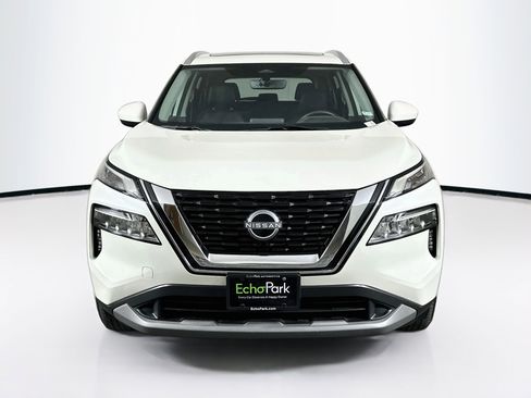 Used 2023 Nissan Rogue SV w/ SV Premium B Package AWD/4WD image 2