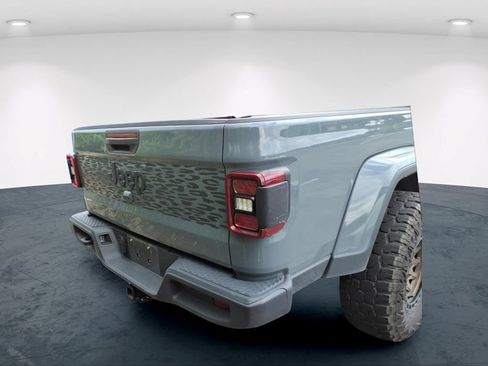 Used 2024 Jeep Gladiator Sport AWD/4WD image 21