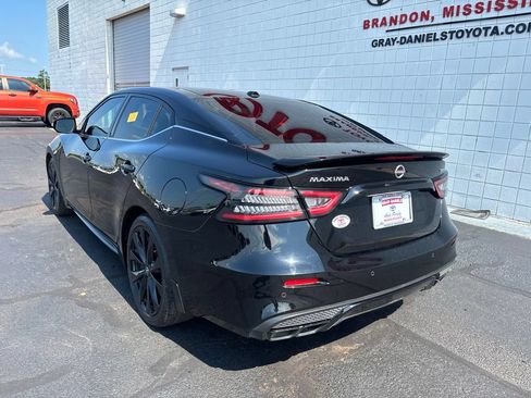 Used 2023 Nissan Maxima SR w/ Sport Mat Group FWD image 6