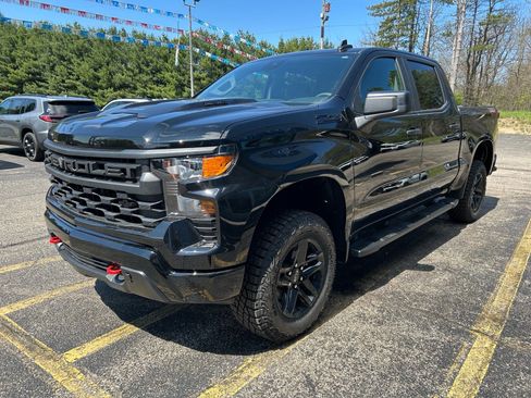New 2026 Chevrolet Silverado 1500 Custom Trail Boss AWD/4WD image 3