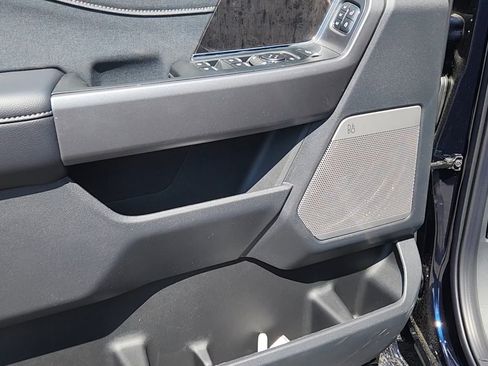 New 2025 Ford F250 Lariat w/ Lariat Ultimate Package image 9