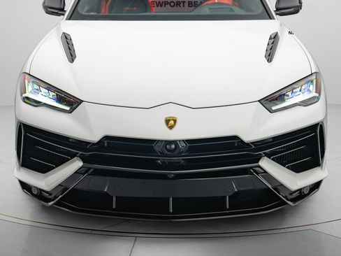 Used 2024 Lamborghini Urus S AWD/4WD image 31