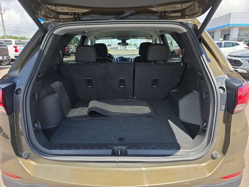 Used 2024 Chevrolet Equinox LT FWD image 13