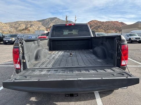 Used 2017 RAM 3500 Tradesman w/ Chrome Appearance Group image 12