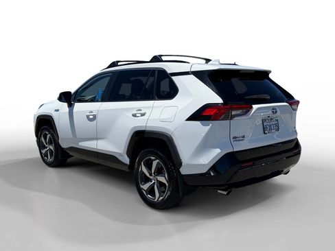 Used 2023 Toyota RAV4 SE w/ Weather & Moonroof Package AWD/4WD image 3