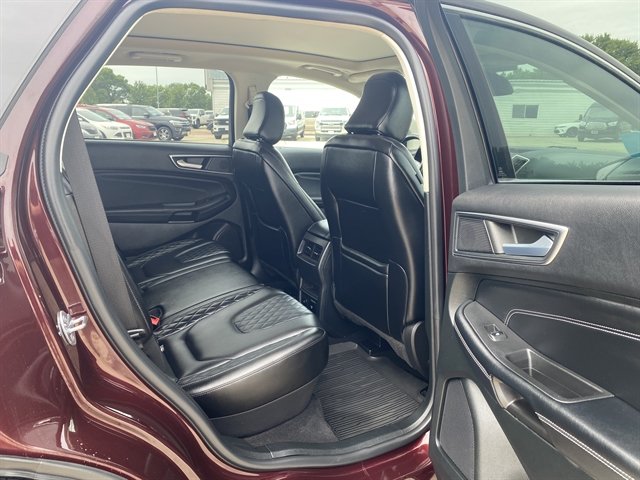 Used 2023 Ford Edge Titanium AWD/4WD image 11