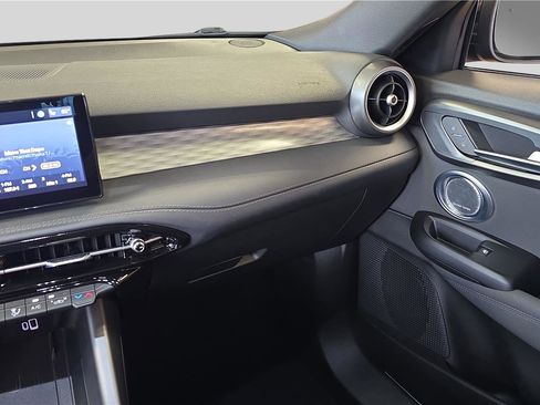 Used 2024 Alfa Romeo Tonale Veloce image 26