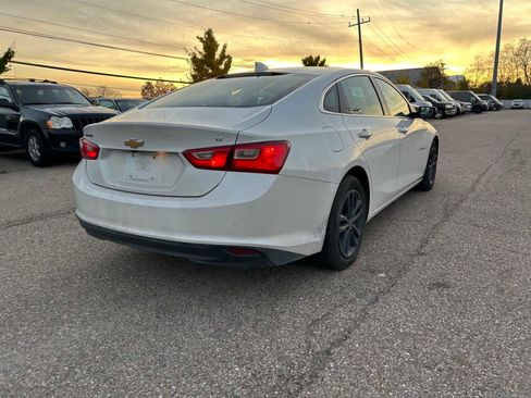 Used 2016 Chevrolet Malibu LT image 19