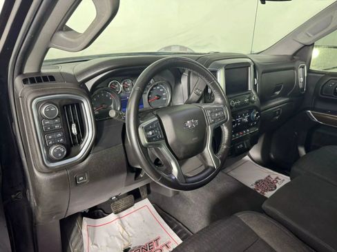 Used 2021 Chevrolet Silverado 1500 RST w/ Bed Protection Package AWD/4WD image 10