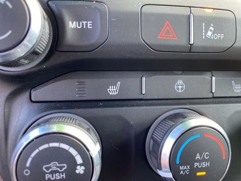 Used 2023 RAM 1500 Big Horn AWD/4WD image 26
