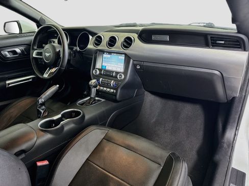 Used 2019 Ford Mustang Premium RWD image 28