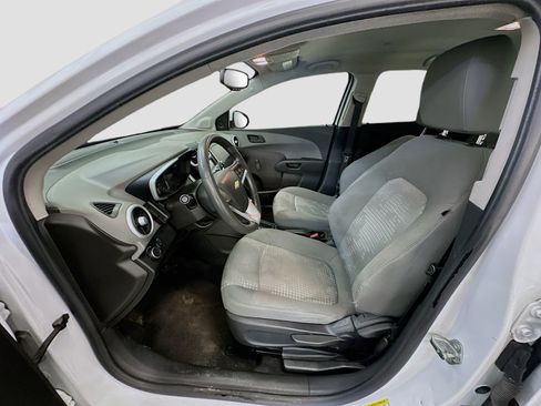 Used 2017 Chevrolet Sonic LT FWD image 13