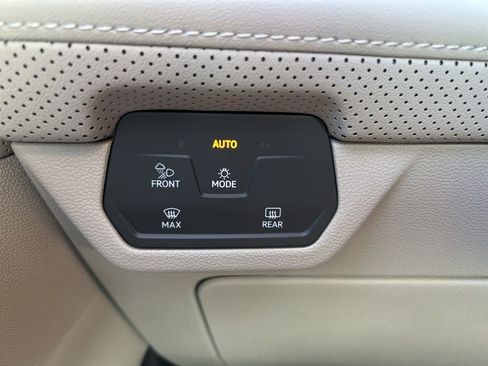 New 2026 Volkswagen Atlas SE image 30