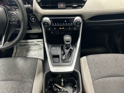 Used 2025 Toyota RAV4 XLE w/ Convenience Package image 38