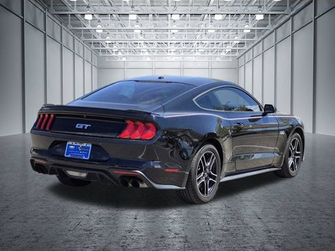 Used 2019 Ford Mustang GT RWD image 6