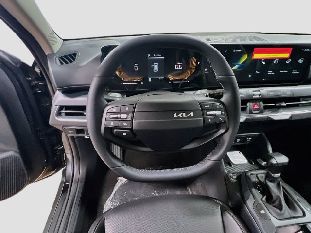 New 2026 Kia K4 EX FWD image 11