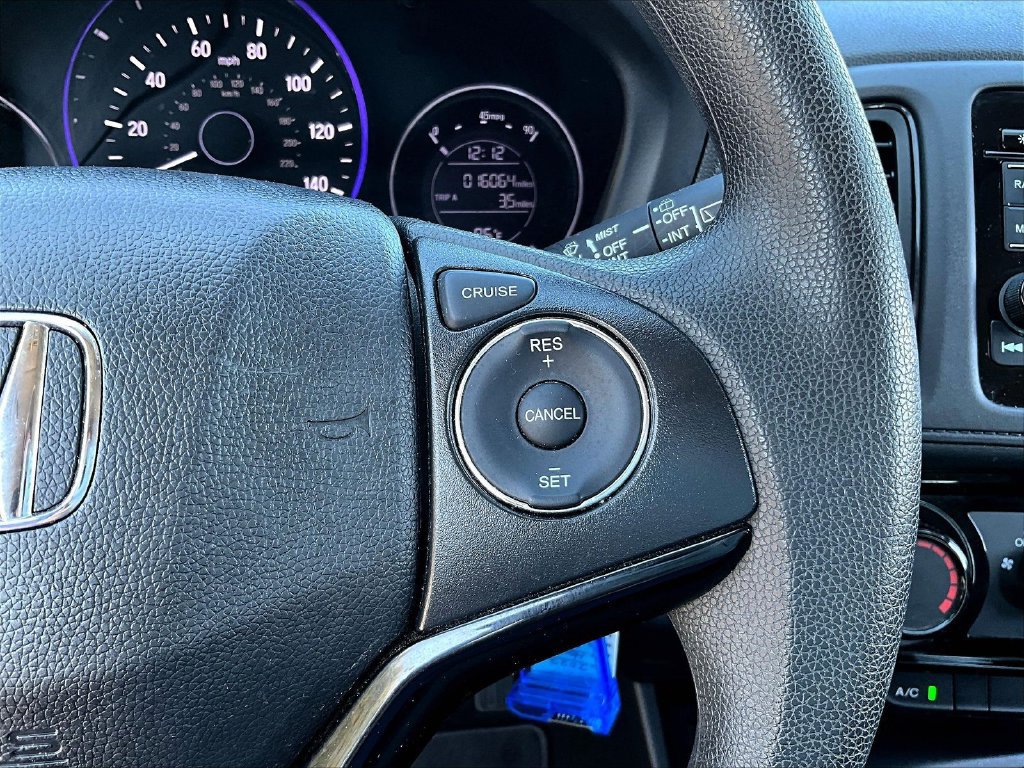 Used 2022 Honda HR-V LX image 13