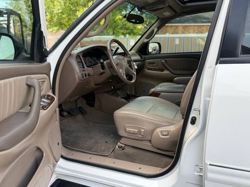 Used 2002 Toyota Sequoia Limited AWD/4WD image 50