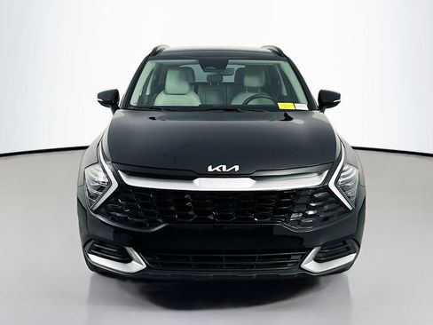 Used 2025 Kia Sportage EX w/ Premium Package FWD image 2